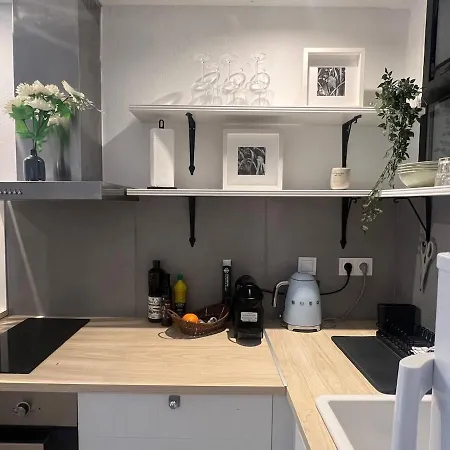 B Living - Comfort Like - Cozy Terrace 1bd Appartement *