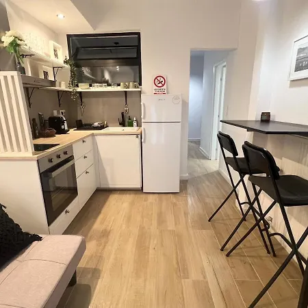 B Living - Comfort Like - Cozy Terrace 1bd * Szaloniki