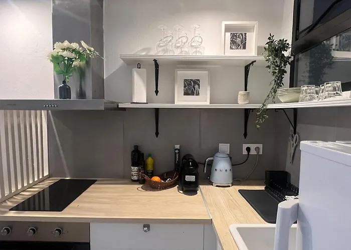 B Living - Comfort Like - Cozy Terrace 1bd Apartman *