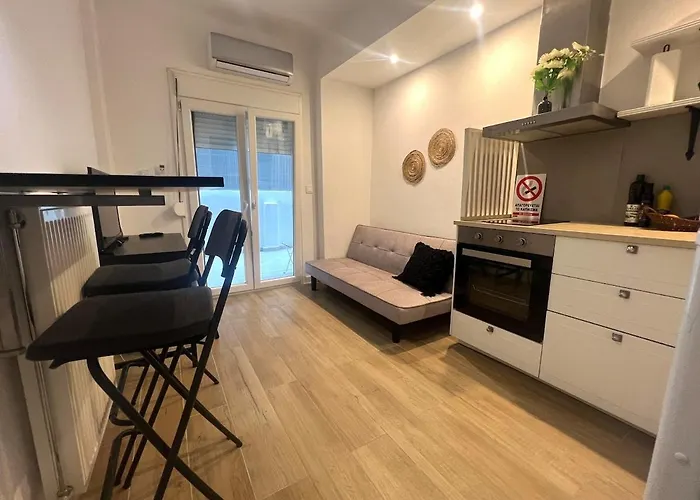 Apartman B Living - Comfort Like - Cozy Terrace 1bd Szaloniki