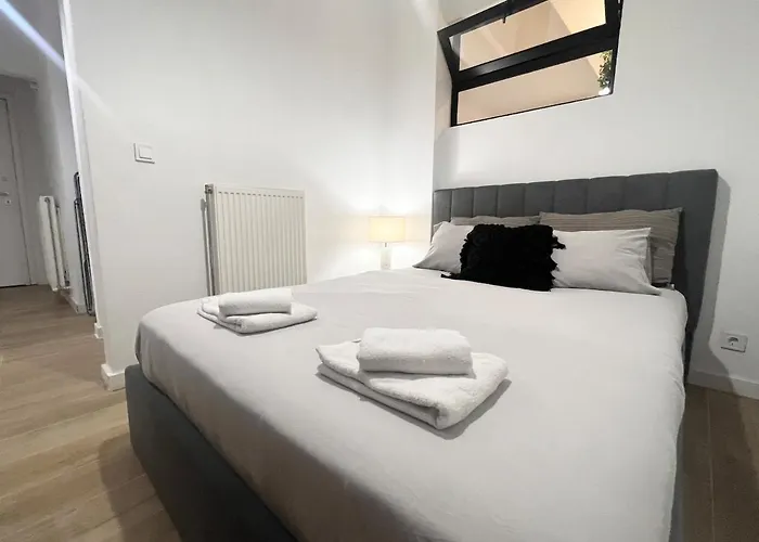 B Living - Comfort Like - Cozy Terrace 1bd Apartman