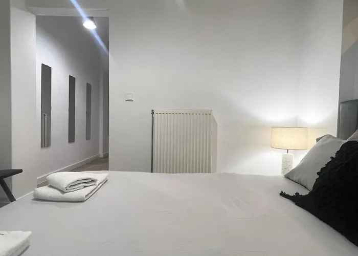 B Living - Comfort Like - Cozy Terrace 1bd Apartman